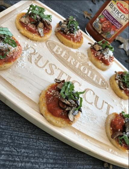 Bertolli Rustic Cut Pasta Sauce Roasted Garlic with Hearty Vegetables 4 Glass Jars 23oz/652g each